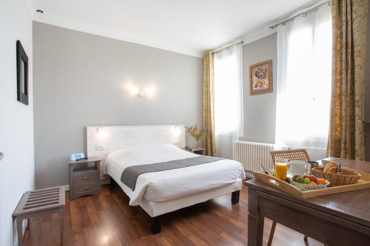 Logis Hotel L'Occitan 2 Etoiles Gaillac Bagian luar foto