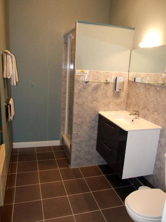Logis Hotel L'Occitan 2 Etoiles Gaillac Bagian luar foto